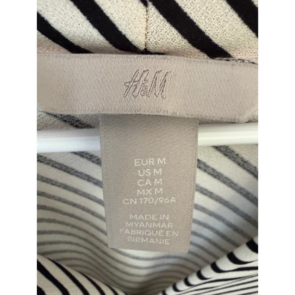 H&M Black & Cream Striped Draped Blouse Top Size Medium Minimalist Chic - Picture 4 of 7